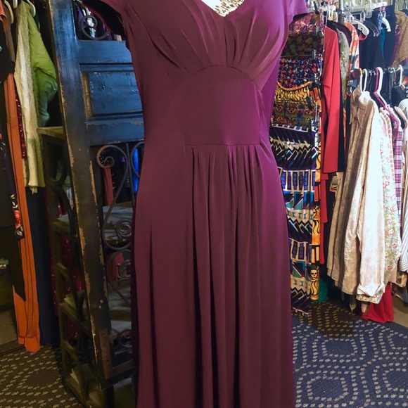 Vtg Y2K BISOU BISOU Dk Plum Stretch Knit Short Sleeve Pleated Front Midi Dress~6 - Picture 5 of 10